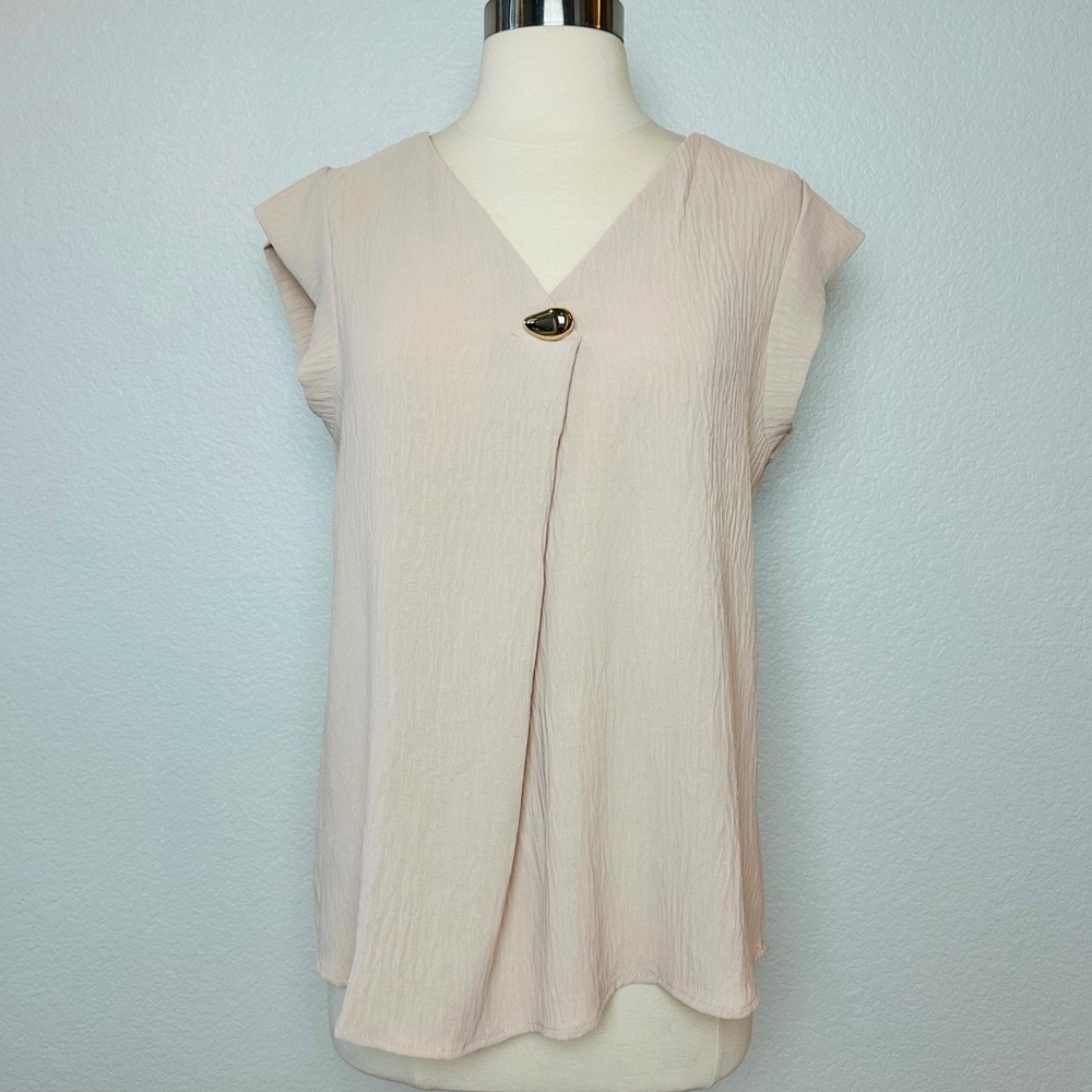 NWT AZ Fashion Blouse Women's S/M Beige Relaxed Fit Cap Sleeve Vacation Cruise